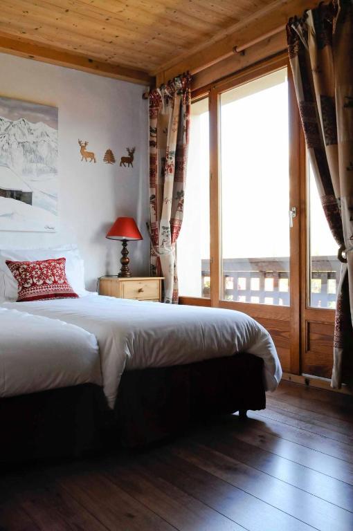 La Ferme D Emilienne Bed & Breakfast Sallanches Room photo