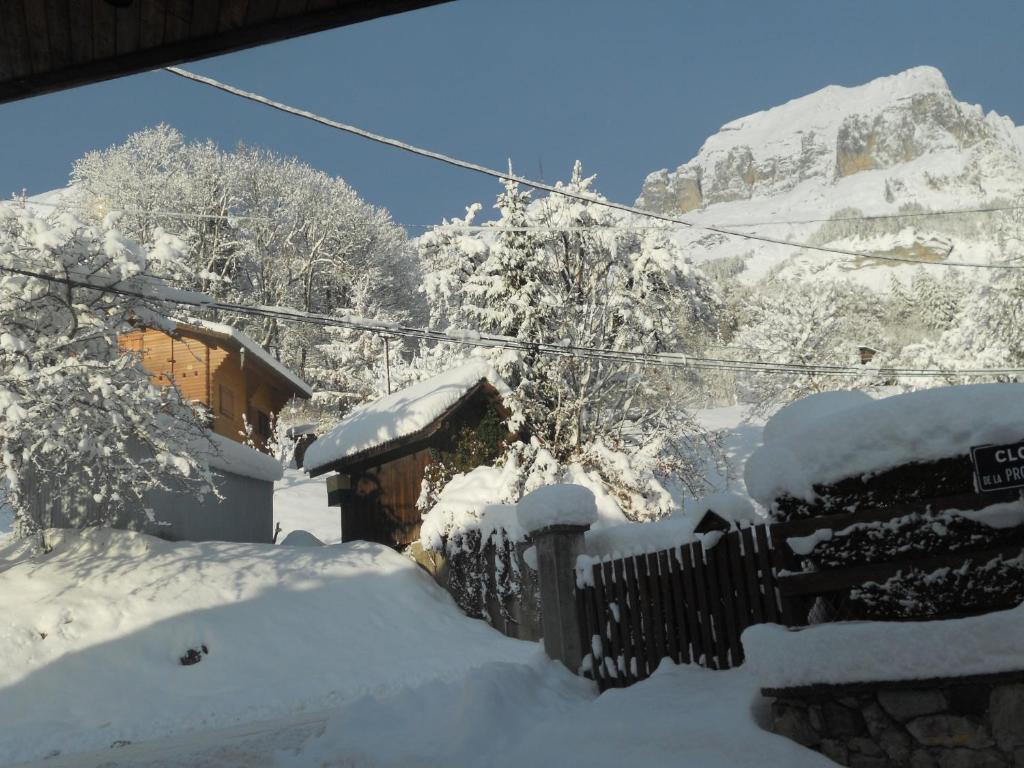 La Ferme D Emilienne Bed & Breakfast Sallanches Exterior photo